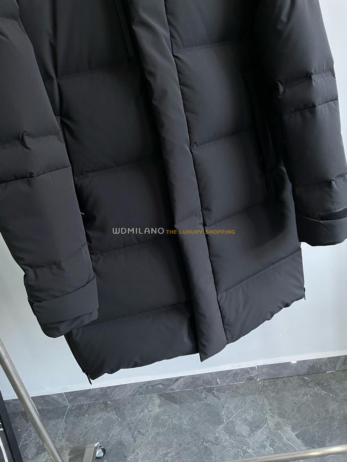 7c70b82c-f9bb-4da0-94ba-fda7a2a751d3.jpg