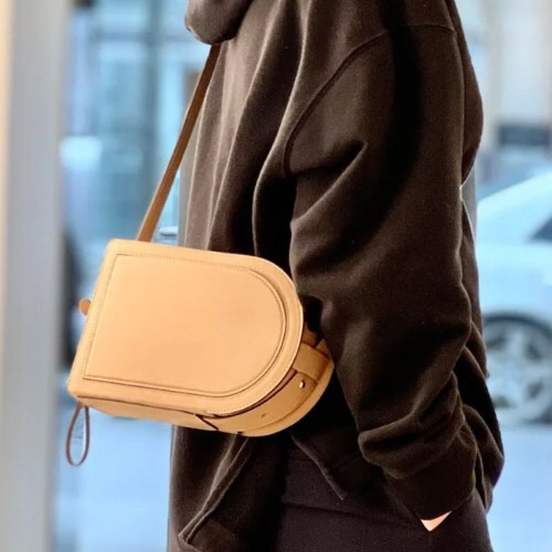 델보 핀 크로스오버 숄더백 AA0575