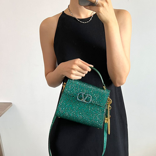 발렌티노 가라바니 VSling 스몰 임벨리쉬 토트백 545303