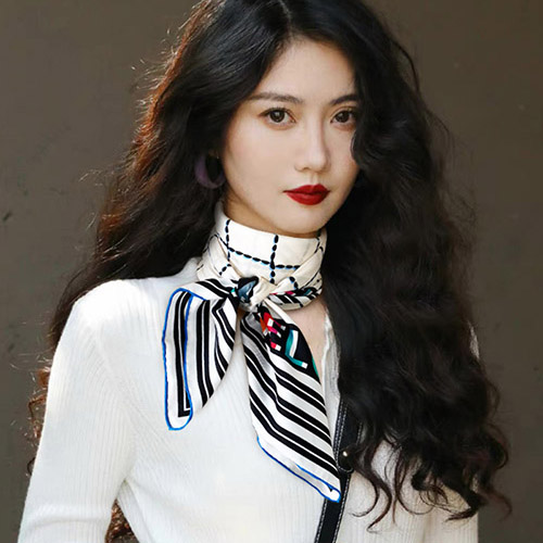 샤넬 신상 스카프 CN2305156