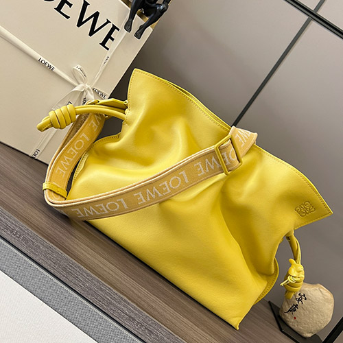 로에베 플라멩코 클러치 숄더백 LW2305223