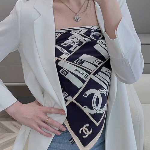 샤넬 신상 스카프 CN2305155