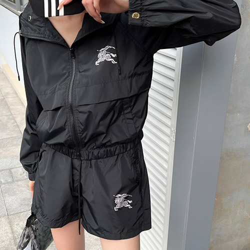 버버리 신상 자켓  (블랙)BR2306073-1