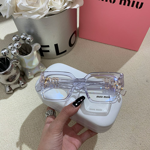 미우미우 신상 선글라스 MU2306032