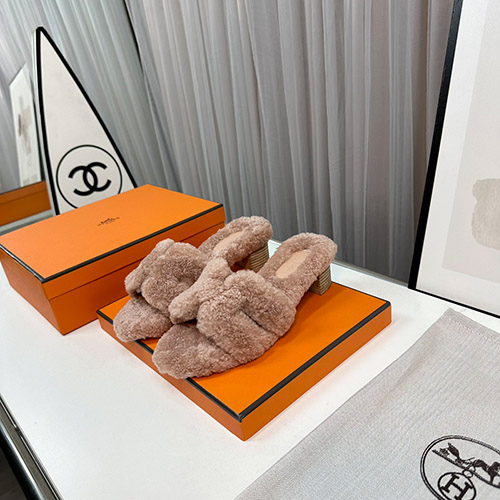 에르메스 신상 (굽높이4cm)슬리퍼 HS2308029