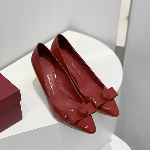 페레가모 펌퍼스 (굽7cm) F2308126