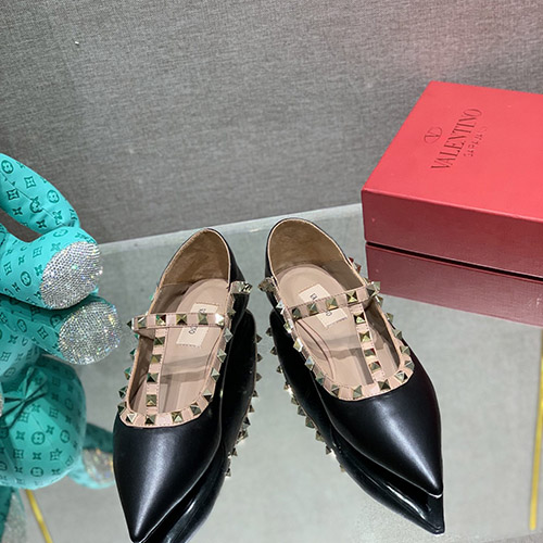 발렌티노 펌퍼스 V2308158