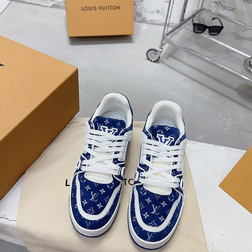 루이비통 남여공용 스니커즈 LV2309087