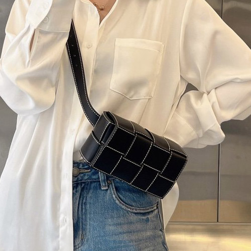 보테가베네타 카세트 벨트백 738000
