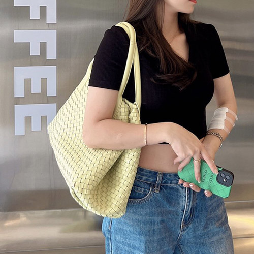 보테가베네타 라지 카바트 608811