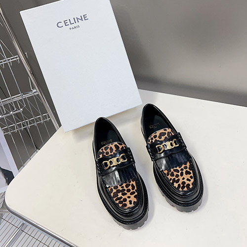 셀린느 신상 로퍼 CL2309004