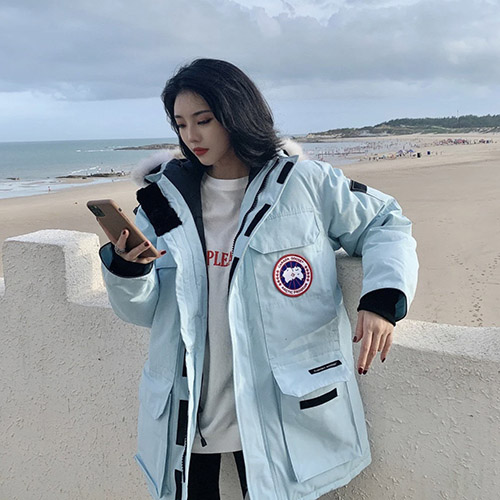 캐나다구스 신상 남여공용 패딩 C2310069