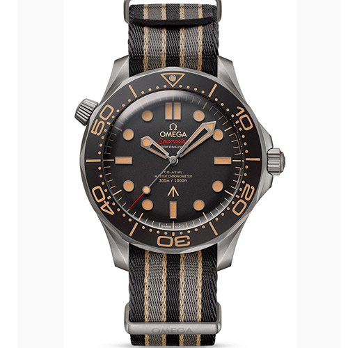 오메가 씨마스터 (42mm) 210.92.42.20.01.001