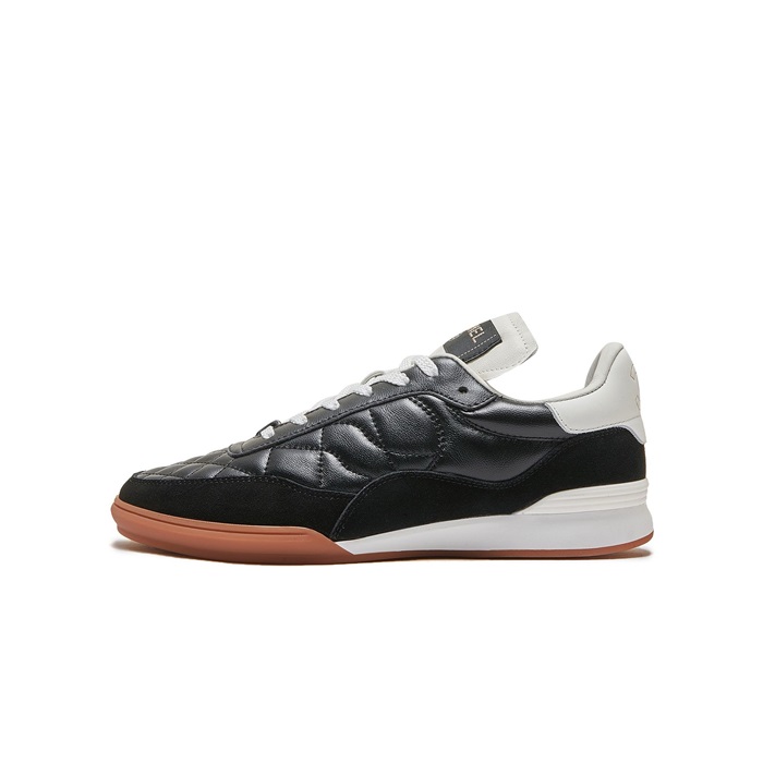 샤넬 여성 블랙 스니커즈 - Chanel Womens Black Sneakers - chs7366x