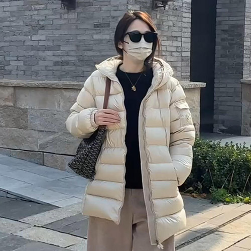 몽클레르 글레멘츠 쇼트 다운 자켓 바닐라 베이지 1A00029