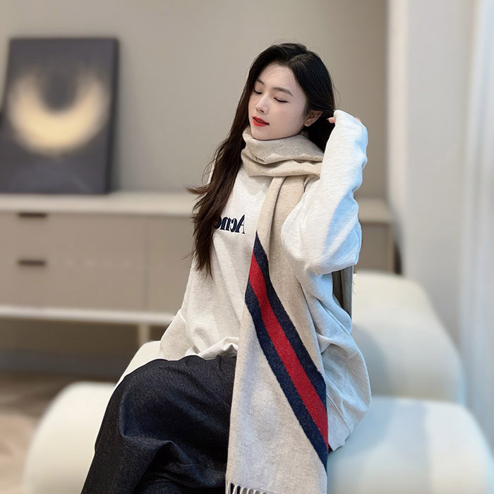 구찌 GG 자카드 머플러 - Gucci GG Jacquard Scarf - acc7886x