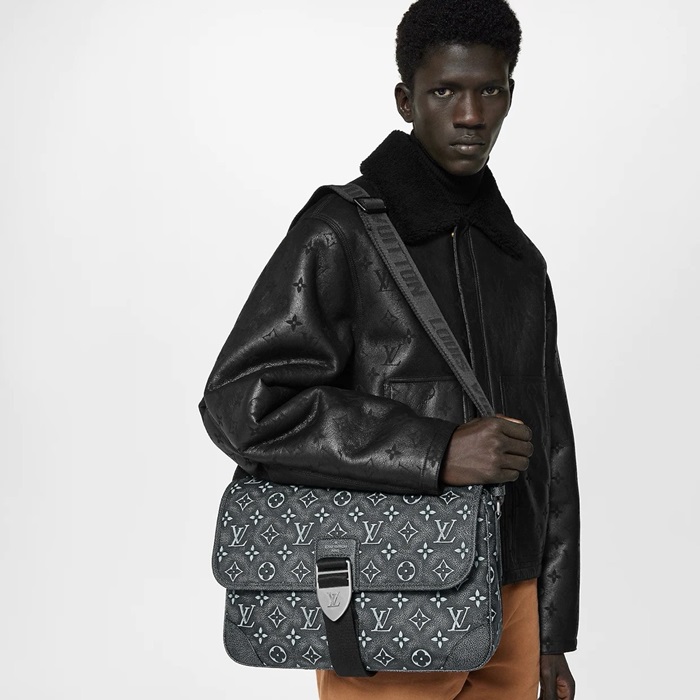 루이비통 남성 아치 메신저 백 M21358 - Louis vuitton Mens Archy Messenger Bag