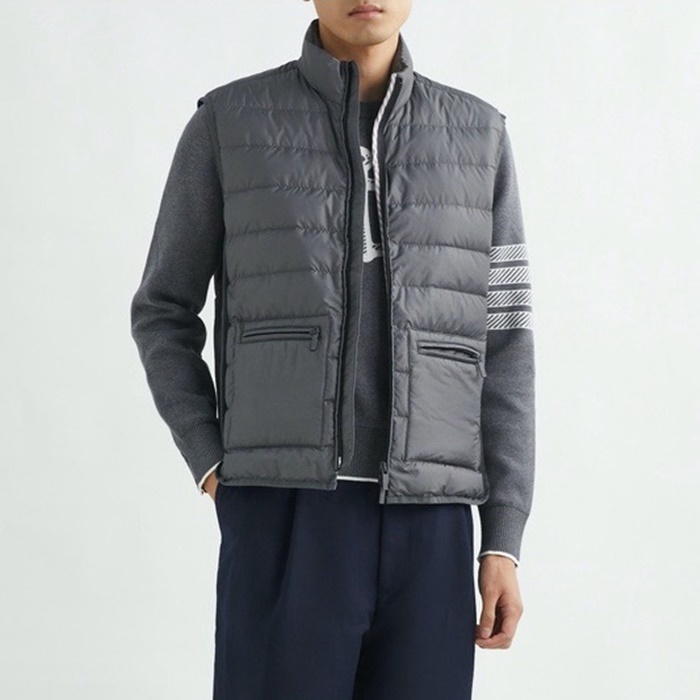 톰브라운 남성 다운 베스트 - Thom Browne Mens Down Best - thc7890x