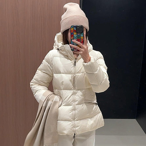 몽클레르 아보체 쇼트 다운 자켓 화이트 아이보리 1A00151 - Moncler Avoce Short Down Jacket White Ivory