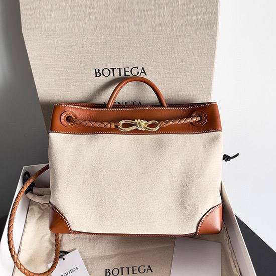 보테가 베네타 미디움 안디아모 743572- Bottega Veneta Medium Andiamo