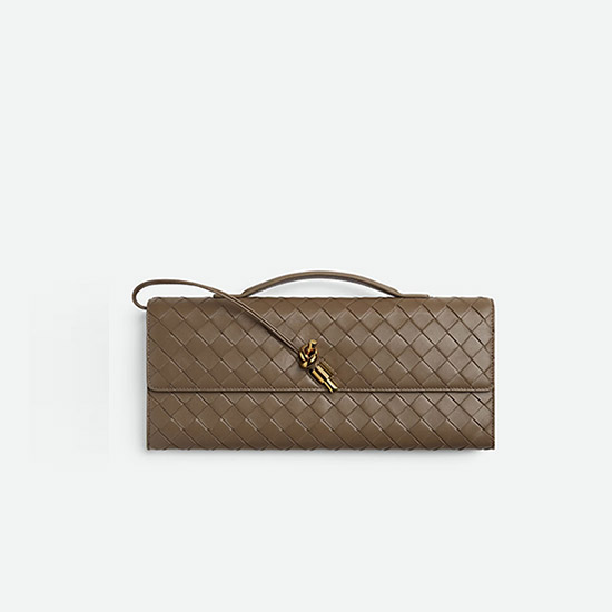 보테가 베네타 지퍼 핸들 클러치 안디아모 에메랄드 파인콘 741511 - Bottega Veneta Long Clutch Andiamo With Handle Emerald Green